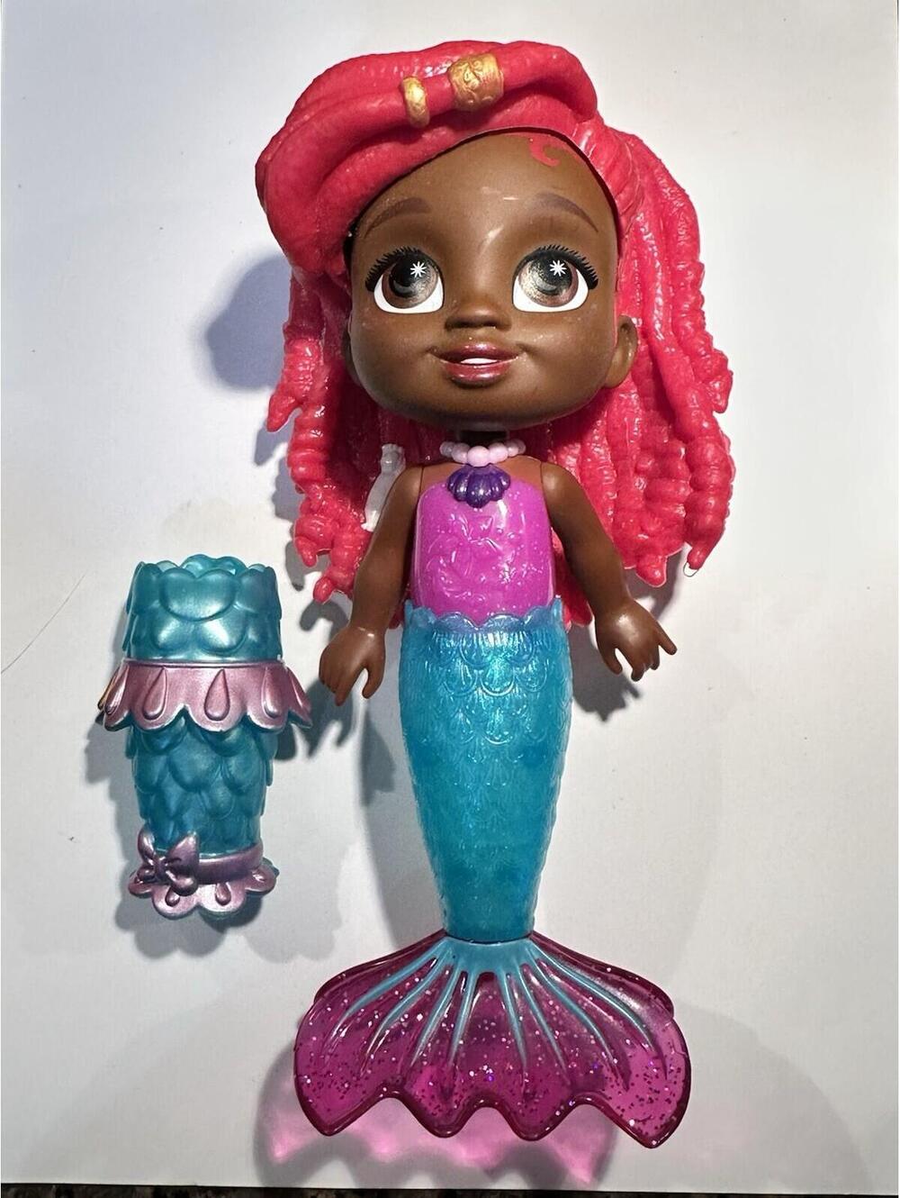Disney Junior Ariel Pop Tails Deluxe Sea-Beat 7-inch Figure w/ 1 skirt